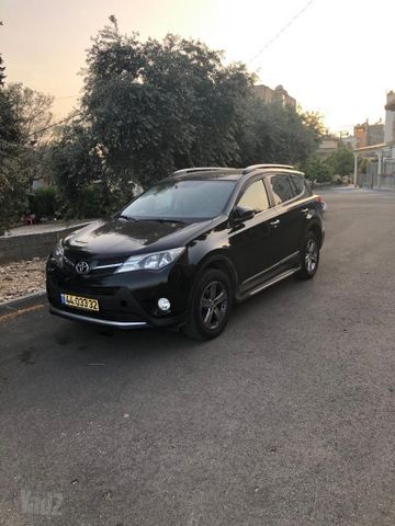 טויוטה RAV4