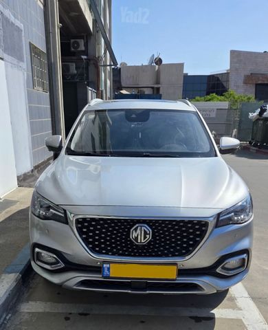 מודעת רכב אם ג'י EHS PHEV 2