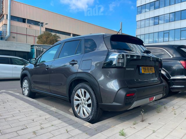 סוזוקי S-Cross
