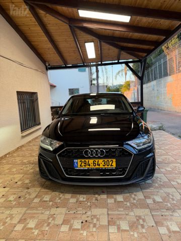 אאודי A1