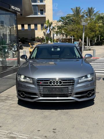 אאודי S7