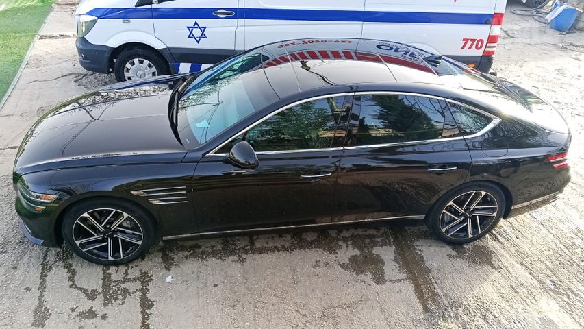 ג'נסיס G80