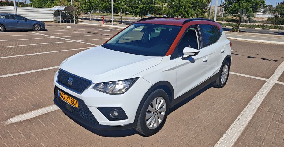 מודעת רכב סיאט ארונה