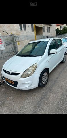 מודעת רכב יונדאי i20