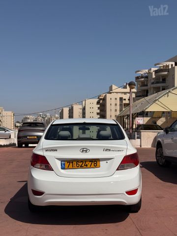 יונדאי אקסנט i25