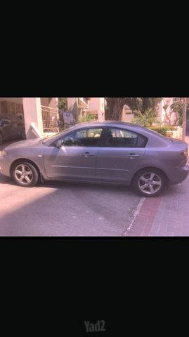 מודעת רכב מאזדה 3