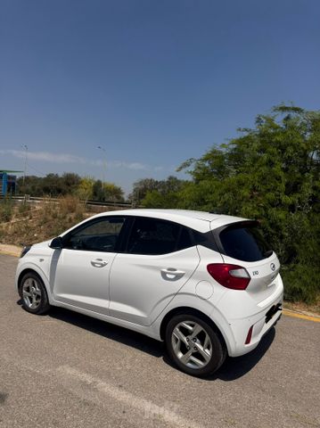 יונדאי i10