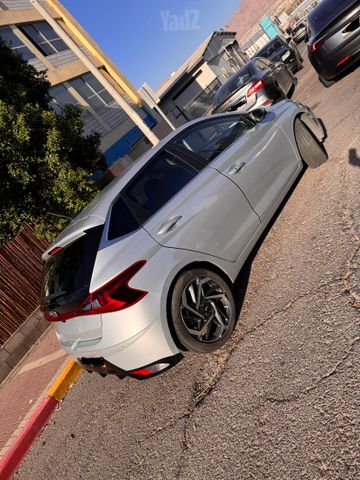יונדאי i20