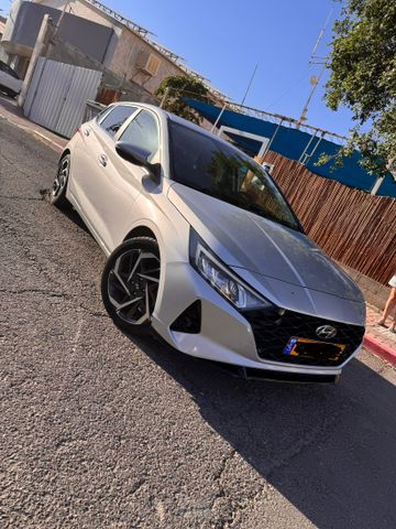 יונדאי i20