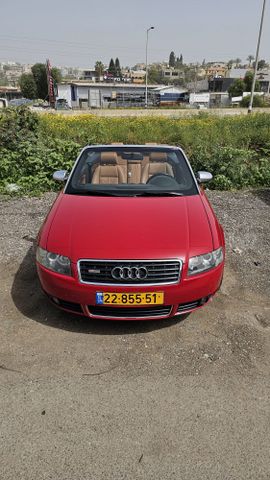 אאודי A4