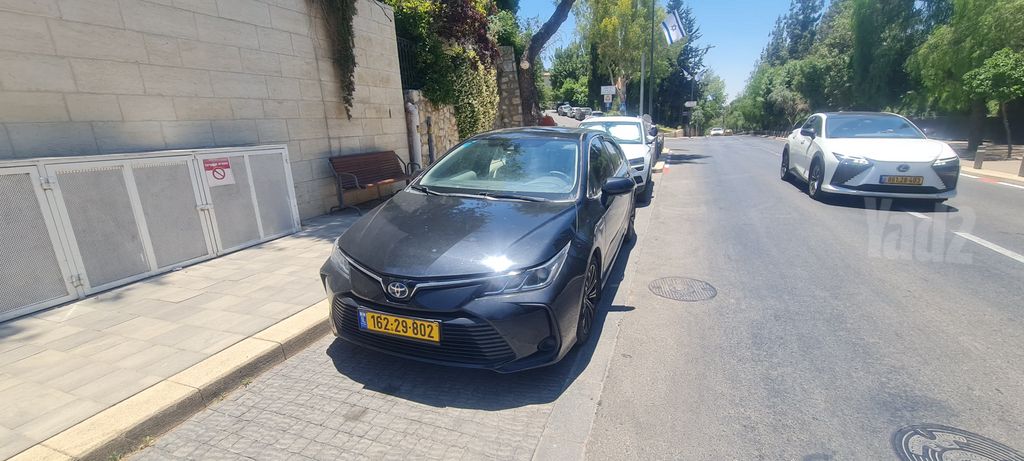 טויוטה קורולה
