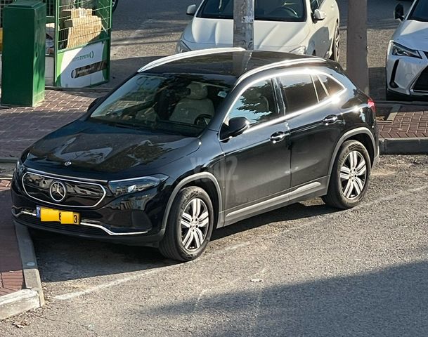 מרצדס-בנץ EQA
