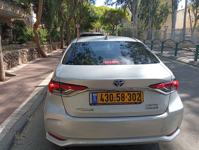 טויוטה קורולה