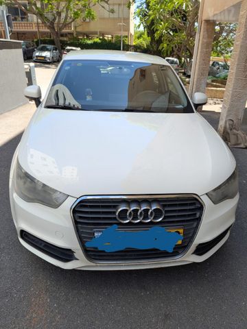 מודעת רכב אאודי A1