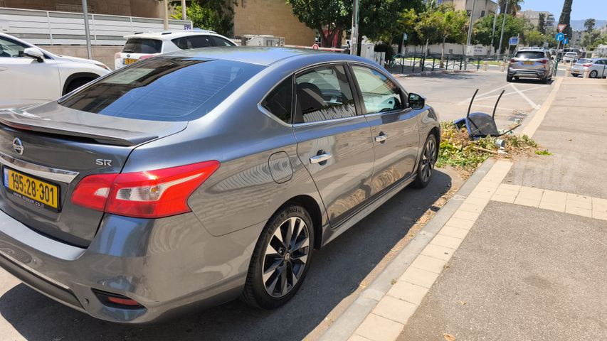 ניסאן סנטרה