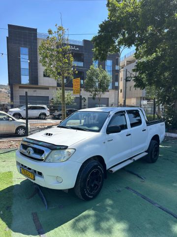 טויוטה היילקס