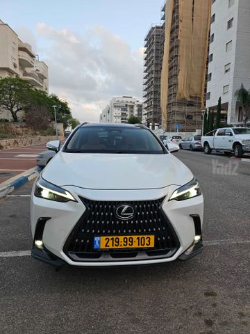 לקסוס NX