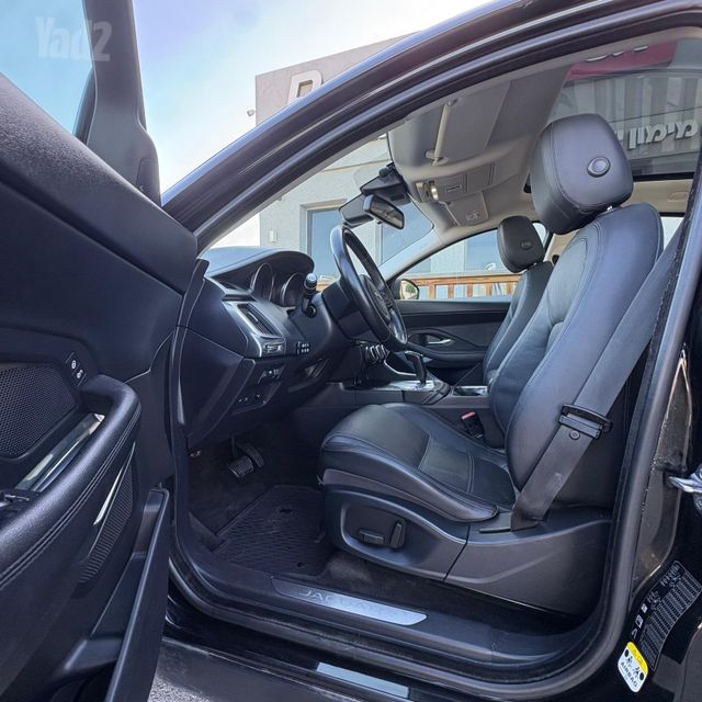 יגואר E-Pace