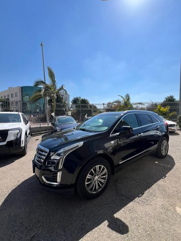 קאדילק XT5