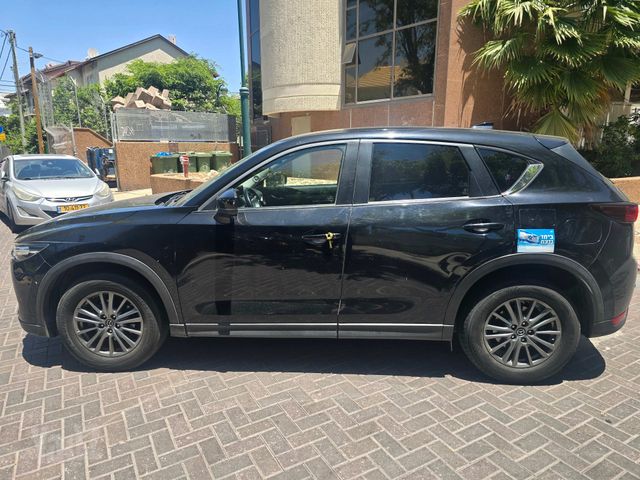 מודעת רכב מאזדה CX-5