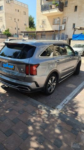 מודעת רכב קיה סורנטו