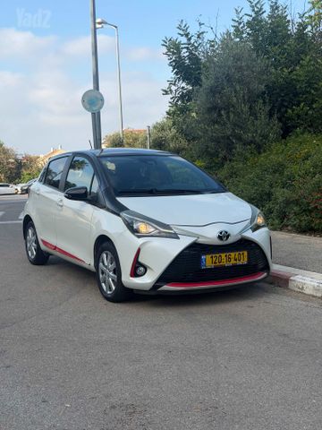 מודעת רכב טויוטה יאריס