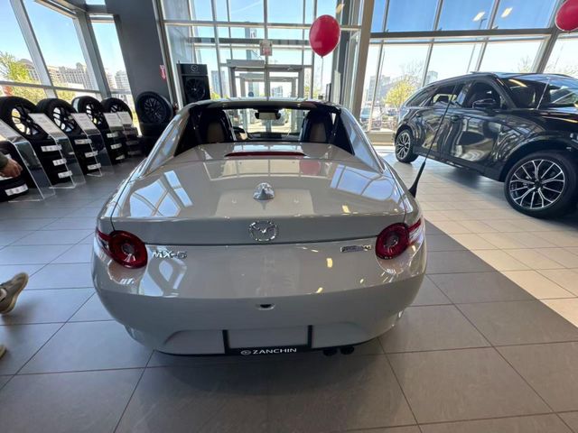 מאזדה MX-5