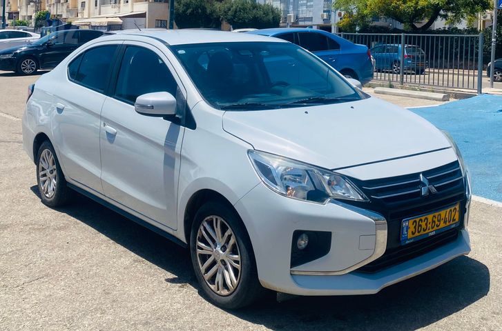 מיצובישי אטראז'