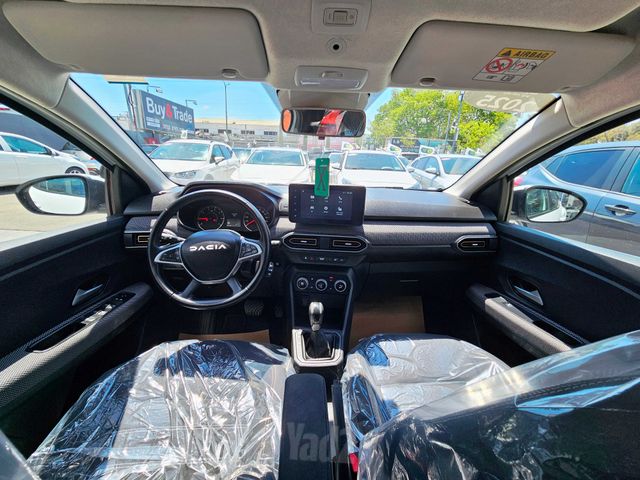 דאצ'יה סנדרו Stepway