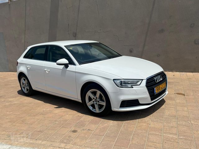 אאודי A3