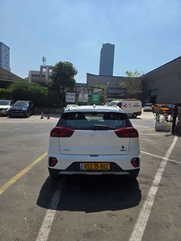 קיה נירו