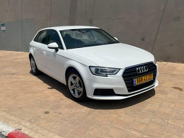 אאודי A3