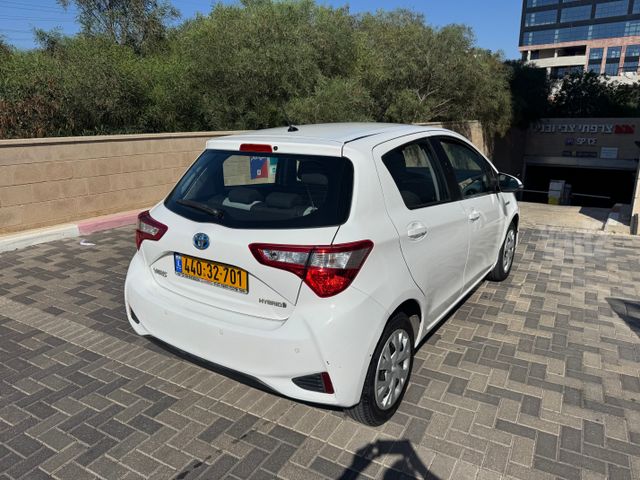 מודעת רכב טויוטה יאריס