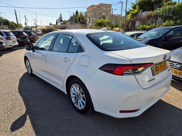 טויוטה קורולה