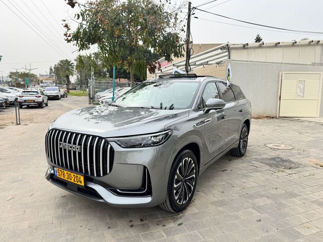 ג'אקו J8