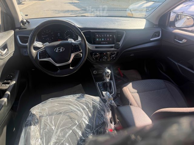יונדאי אקסנט i25