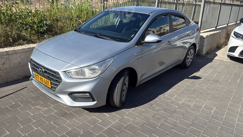 יונדאי אקסנט i25