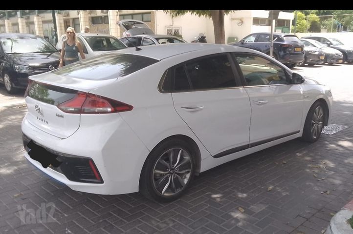 מודעת רכב יונדאי איוניק