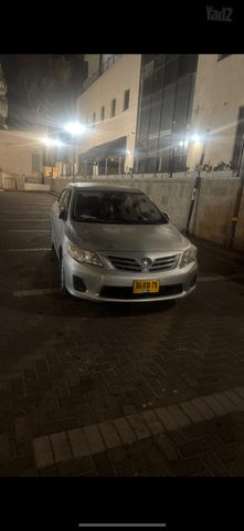 מודעת רכב טויוטה קורולה