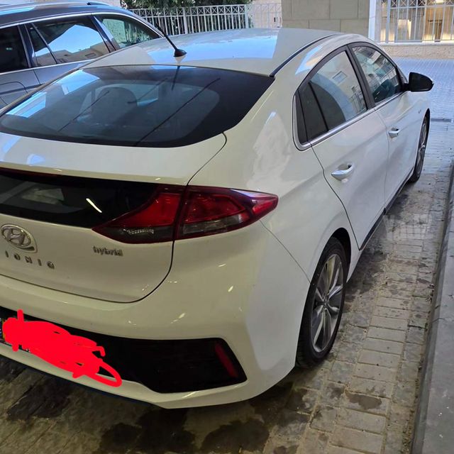 יונדאי איוניק