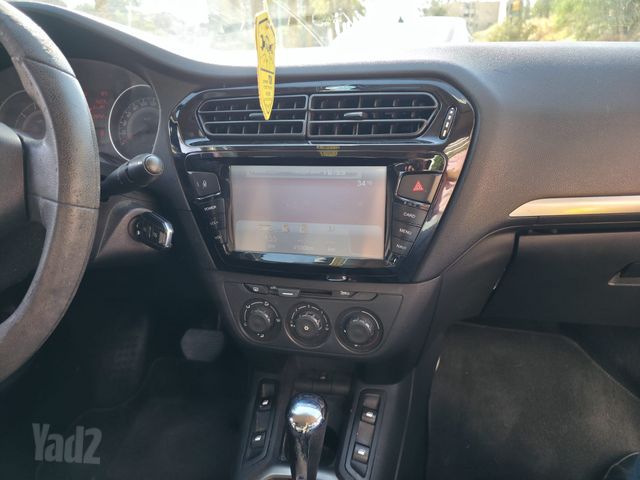 מודעת רכב פיג'ו 301