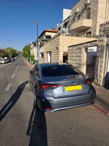 מודעת רכב טויוטה קורולה