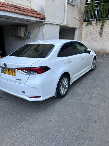 מודעת רכב טויוטה קורולה