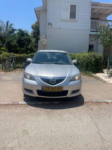 מודעת רכב מאזדה 3