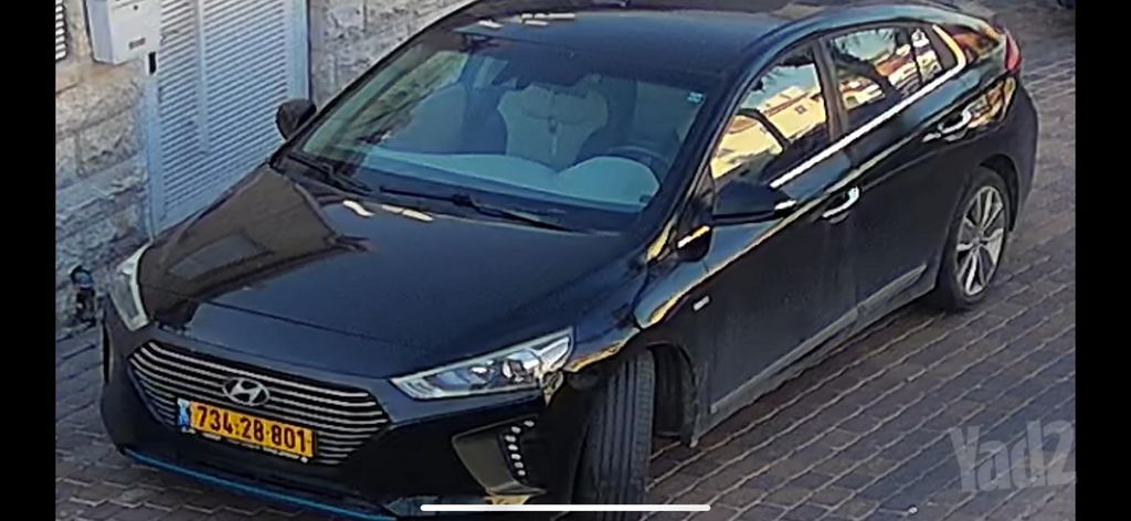 יונדאי איוניק