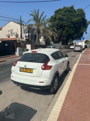 ניסאן ג'וק