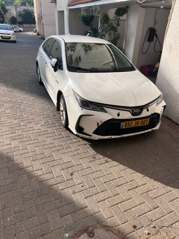 טויוטה קורולה
