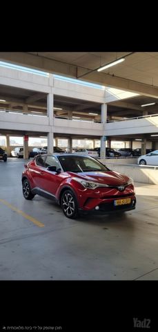 מודעת רכב טויוטה C-HR