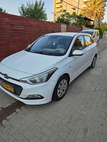 יונדאי i20