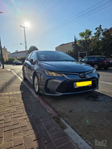 טויוטה קורולה